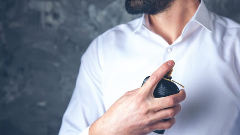 Dicas de como sempre ser um homem cheiroso e atraente - cara de macho