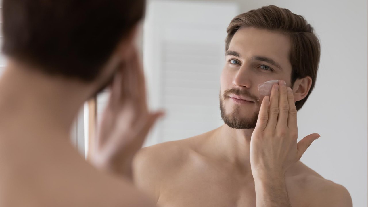 Skincare Masculino por que virou tendência mundial entre homens
