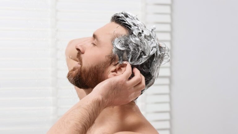 Como Escolher o Shampoo Ideal para Seu Tipo de Cabelo Masculino