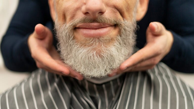 Barba Grisalha Amarelada Como Cuidar Sem Amarelar cara de macho